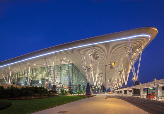 Prefabricated Heavy Steel Structure Hangar Customized Size Metal Airplane Hangar OEM