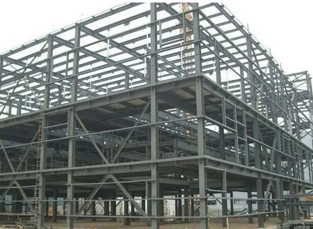 Prefab Q235 Commercial Metal Sheds Retail Bussiness Pre Engineered Steel Building