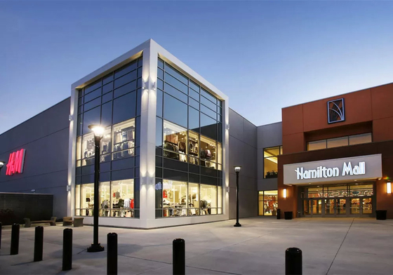 Aesthetic Appeal Commercial Metal Building Curtain Wall Prefab Steel For Supermarket