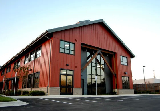 Painted Galvanized Multi Storey Steel Building Steel Frame Workshop Kit ODM