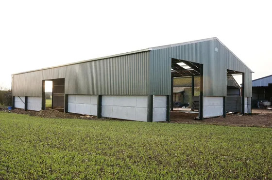 Corrosion Resistant Prefabricated Steel Structure Warehouse Construction Farm Shed