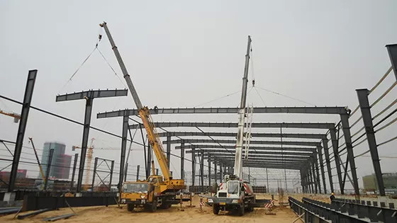 Corrosion Resistant Prefabricated Steel Structure Warehouse Construction Farm Shed